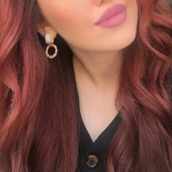 💖 2/$30 Gold plated textured square hoop elegant statement earrings - Picture 5 of 10